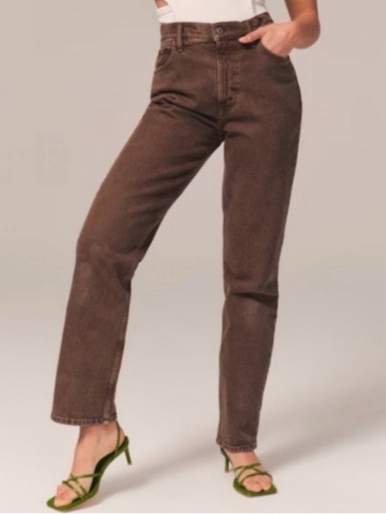 Abercrombie & Fitch Denim - Abercrombie & Fitch High-Rise Straight Jeans in Brown